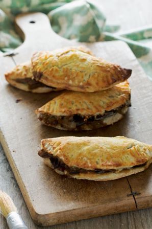 Empanadas à l’aubergine et à l’oignon